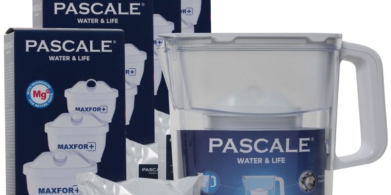 קנקן לסינון מים 2.4 ליטר כולל 12 פילטרים Pascale