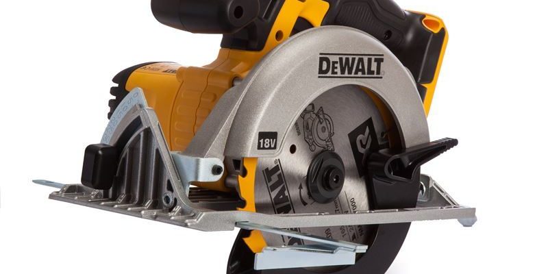 משור עגול נטען "6.5 18V (גוף בלבד) DeWalt דגם DCS391