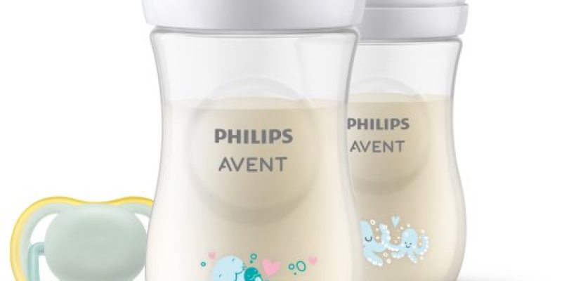 מארז זוג בקבוקי האכלה 260 מ"ל Natural Response וזוג מוצצי סיליקון 0-6 חודשים Ultra Air מבית Avent