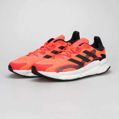 נעלי אדידס דגם Solar Boost 3
