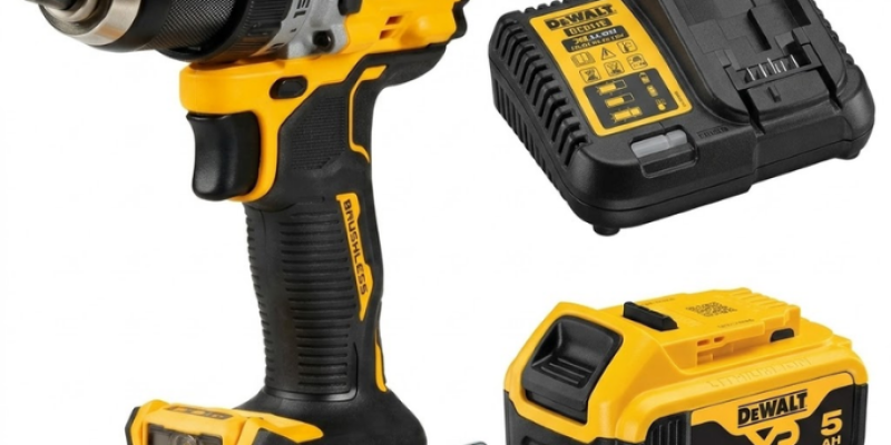 סט מברגת פוטר DCD800 + סוללה 5AH + מטען DEWALT 