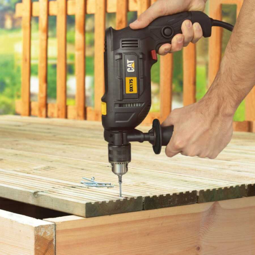 מקדחה חשמלית 600W דופקת עד 13 מ"מ CAT 