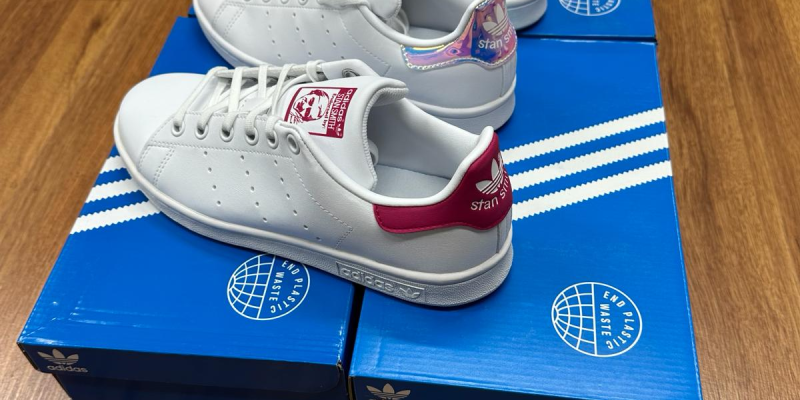 נעלי אופנה אדידס Stan Smith