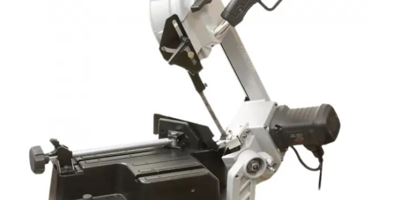 מסור סרט נייד לברזל GPT דגם TOET680