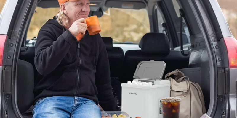 מכונת קרח לרכב – Alpicool CZB15