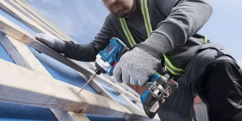 מברגת אימפקט בוש – BOSCH GDR18V-215 גוף בלבד