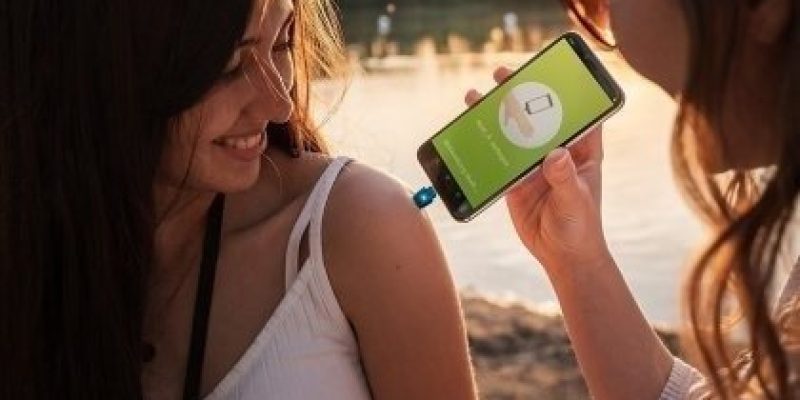 מכשיר לטיפול מיידי בעקיצות יתושים מבית Heat It – חיבור USB-C – תואם למכשירי Android ודגמי iPhone עם USB-C